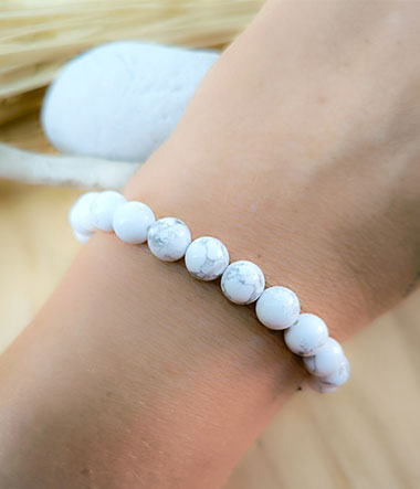 Bracelet en pierres naturelles - howlite - pierre stabilisante