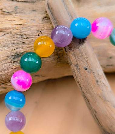 Bracelet anti-angoisse en pierres d’agate pour bien-être intérieur et calme.